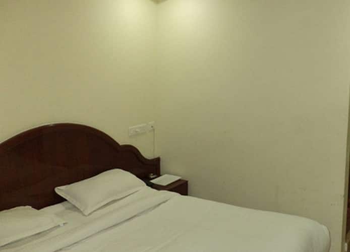 Hotel Sunnys, Kochi 3